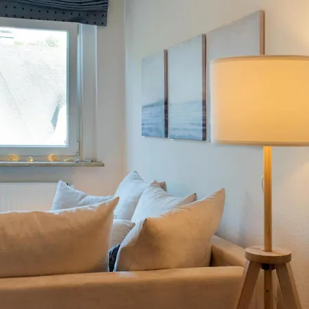 Godewind Apartment *